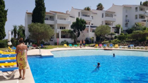 Captivating 2-Bed Apartment in Manilva